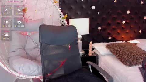 Abby Saenz online show from October 9, 2025, 8:07 pm