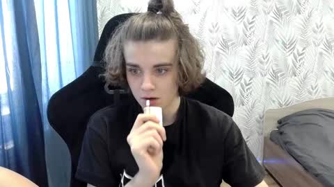 abbysal_blade online show from February 6, 2025, 7:02 am