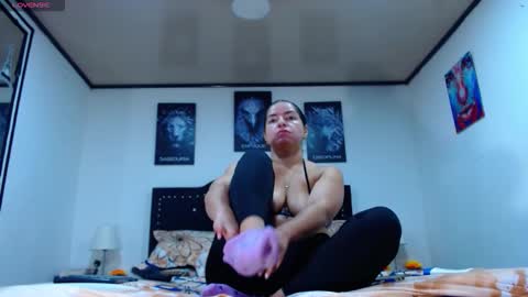 abbyshinne online show from February 2, 2026, 3:44 pm