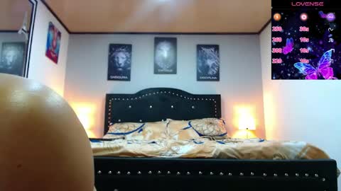 abbyshinne online show from April 21, 2026, 1:39 pm
