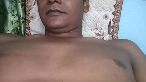 Hot... online show from November 3, 2025, 7:15 pm