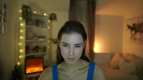 Snapshot of abella_danger_x chatting on December 27, 2024, 3:59 pm abella_danger_x online show from December 27, 2024, 3:59 pm