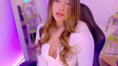 Snapshot of abella_ruiz chatting on June 20, 2026, 2:14 am Abella Ruiz online show from June 20, 2026, 2:14 am