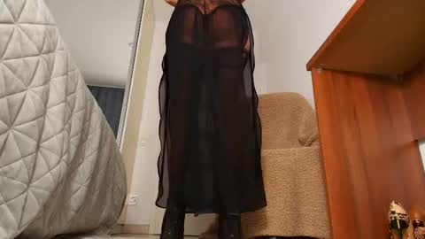 Mermaid online show from November 20, 2025, 9:03 pm