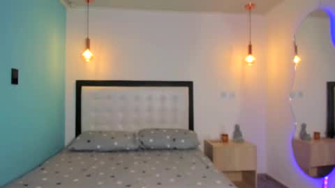  Abella and Kendra  online show from September 11, 2025, 9:37 pm