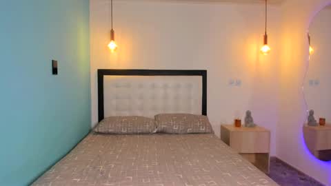  Abella and Kendra  online show from September 25, 2025, 10:46 pm