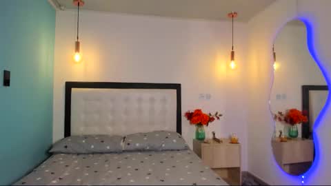  Abella and Kendra  online show from November 11, 2025, 11:38 pm