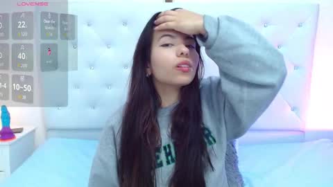 Snapshot of abelladanger_92 chatting on October 3, 2025, 4:09 am BELLA online show from October 3, 2025, 4:09 am