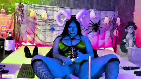 aberachmackay online show from October 21, 2025, 11:00 am