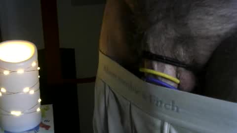 AbercrombieGuy22 online show from December 1, 2025, 6:07 am