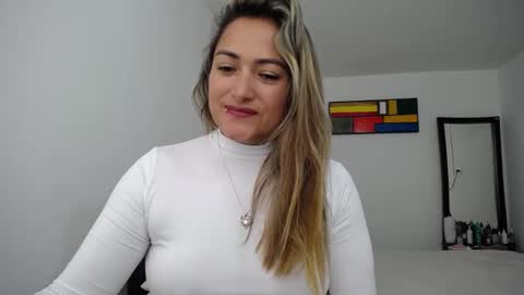 ximena online show from January 27, 2025, 2:13 pm