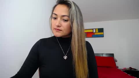 ximena online show from February 21, 2025, 4:59 pm