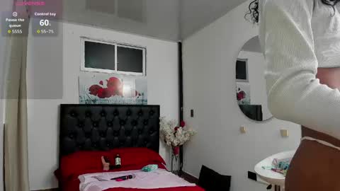 Snapshot of abigail_f00x chatting on May 28, 2026, 12:46 pm Abigail online show from May 28, 2026, 12:46 pm