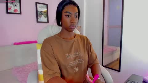 Snapshot of abigail_montoya chatting on April 22, 2026, 11:12 am Abigail online show from April 22, 2026, 11:12 am