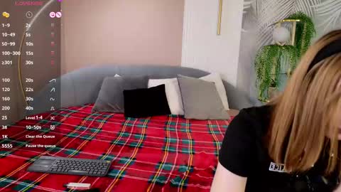 abigailforl online show from March 23, 2026, 5:11 am