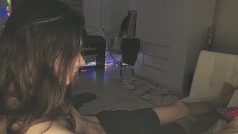 hi  cum in pvt noi extra tip online show from November 16, 2025, 2:00 pm