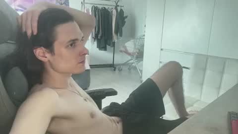 Snapshot of abobus123 chatting on June 15, 2026, 5:20 am hi cum in pvt noi extra tip online show from June 15, 2026, 5:20 am