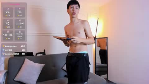 abraham_horny18 online show from October 15, 2025, 1:11 pm