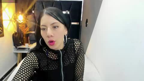 Snapshot of abril_fox__ chatting on April 17, 2026, 9:40 pm Abril Fox online show from April 17, 2026, 9:40 pm