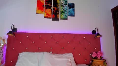 abril_gomez_11 online show from October 4, 2025, 3:48 am