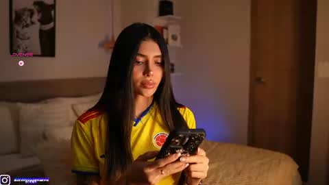 Snapshot of abril_w18 chatting on June 23, 2026, 10:52 pm My name is Alexa. Please say hello I like to chat with you. If you have requests please use tip online show from June 23, 2026, 10:52 pm