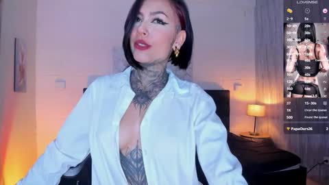 ABRILFACCINI online show from November 12, 2025, 1:33 pm