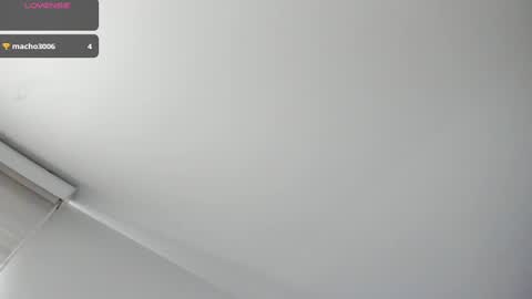 AbrilSonne online show from March 9, 2025, 7:26 pm