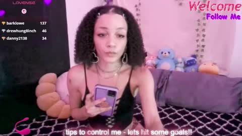 Peach online show from November 8, 2025, 12:33 am