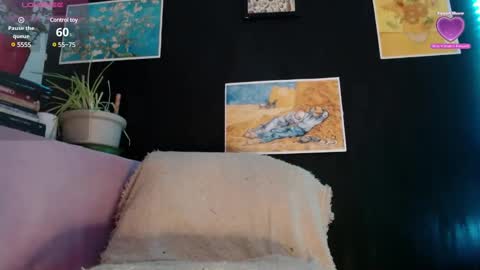 Absenta vert online show from February 27, 2025, 2:21 am