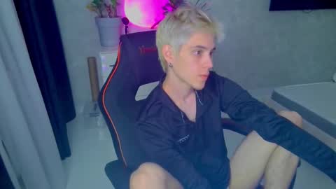 Nick online show from September 14, 2025, 4:39 pm