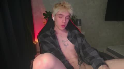 Nick online show from October 7, 2025, 3:53 pm