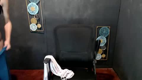 Miss Sophie online show from October 25, 2025, 12:23 pm