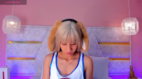 Snapshot of aby_lee_ chatting on October 31, 2025, 11:44 am Aby online show from October 31, 2025, 11:44 am