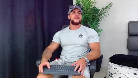 Snapshot of ace_owens chatting on December 14, 2024, 8:40 pm ace_owens online show from December 14, 2024, 8:40 pm