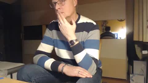 Snapshot of ach471 chatting on February 25, 2025, 5:36 pm ach471 online show from February 25, 2025, 5:36 pm