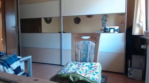 Snapshot of ach471 chatting on March 5, 2025, 7:27 am ach471 online show from March 5, 2025, 7:27 am