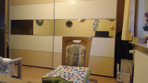 Snapshot of ach471 chatting on March 6, 2025, 5:57 am ach471 online show from March 6, 2025, 5:57 am