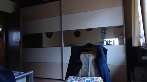 Snapshot of ach471 chatting on March 10, 2025, 6:05 am ach471 online show from March 10, 2025, 6:05 am