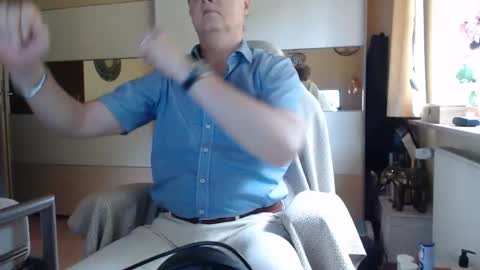 Snapshot of ach471 chatting on September 10, 2025, 8:36 am ach471 online show from September 10, 2025, 8:36 am