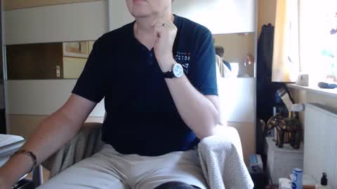 Snapshot of ach471 chatting on September 19, 2025, 7:25 pm ach471 online show from September 19, 2025, 7:25 pm