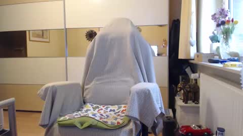 Snapshot of ach471 chatting on October 11, 2025, 8:13 am ach471 online show from October 11, 2025, 8:13 am