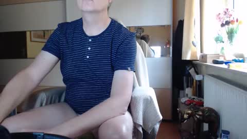 Snapshot of ach471 chatting on November 1, 2025, 9:00 am ach471 online show from November 1, 2025, 9:00 am