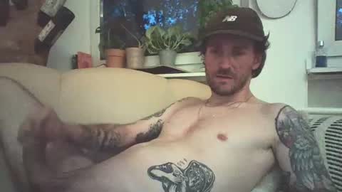 Snapshot of achix2704 chatting on July 10, 2026, 8:22 pm achix2704 online show from July 10, 2026, 8:22 pm