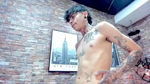 Acid Milo online show from December 6, 2024, 2:28 pm