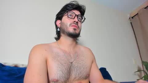 Snapshot of ackerman_eren_ chatting on January 14, 2025, 6:38 pm R. online show from January 14, 2025, 6:38 pm