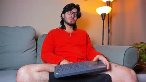 Snapshot of ackerman_eren_ chatting on October 6, 2025, 9:51 am R. online show from October 6, 2025, 9:51 am