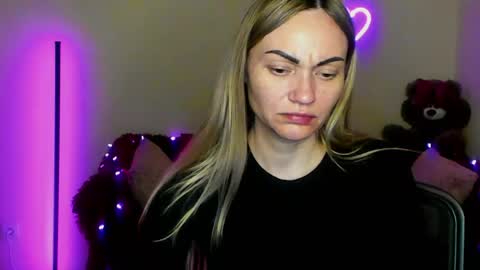 Adalina online show from April 18, 2026, 7:07 pm