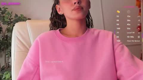 Adalyn online show from October 24, 2025, 9:33 pm