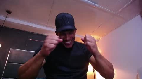 adam_fit19cm online show from March 21, 2026, 2:09 pm