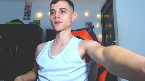 adam hot11 online show from April 1, 2026, 3:18 am